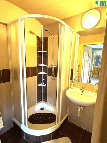 Prodej rodinného domu, Hevlín, 250 m2