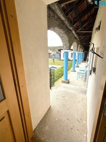 Prodej rodinného domu, Hevlín, 250 m2