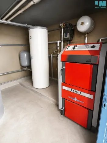 Prodej rodinného domu, Hevlín, 250 m2