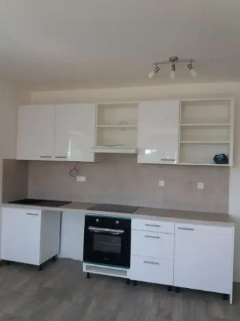 Pronájem bytu 1+kk, Neratovice, Byškovická, 35 m2