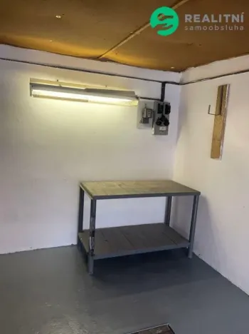 Prodej garáže, Zlín, Brouckova, 18 m2