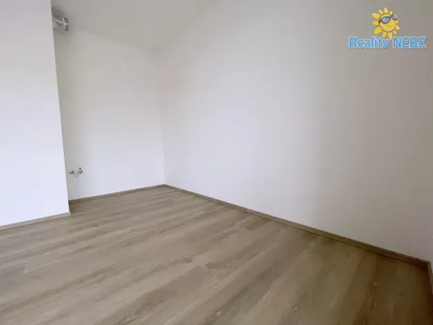 Pronájem bytu 2+kk, Kralupy nad Vltavou, Nádražní, 40 m2
