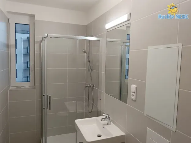 Pronájem bytu 2+kk, Kralupy nad Vltavou, Nádražní, 40 m2