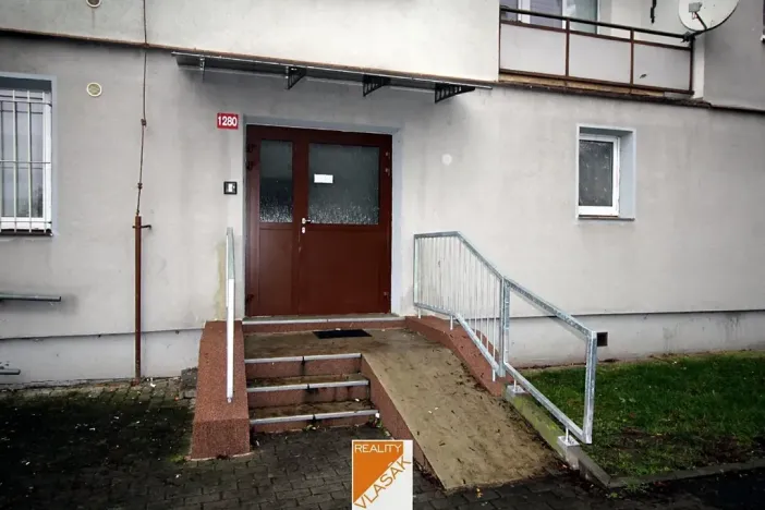 Pronájem bytu 2+1, Kadaň, Chomutovská, 56 m2