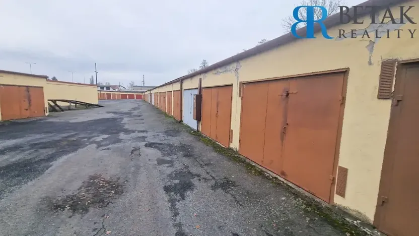 Prodej garáže, Přerov, U Strhance, 19 m2
