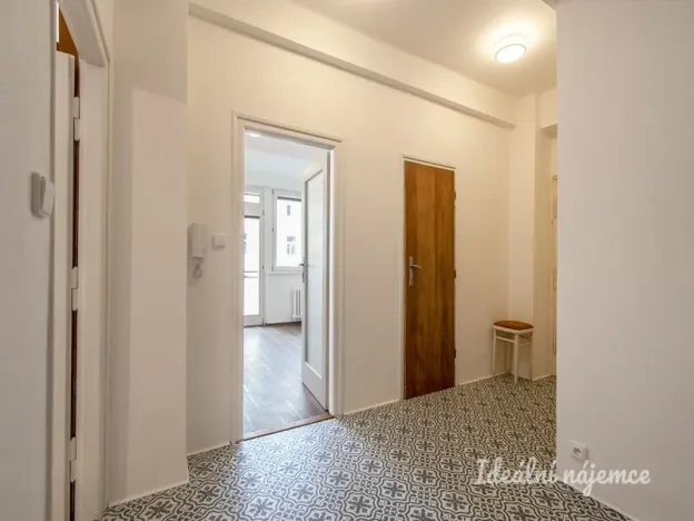 Pronájem bytu 3+kk, Praha - Vinohrady, Lucemburská, 70 m2
