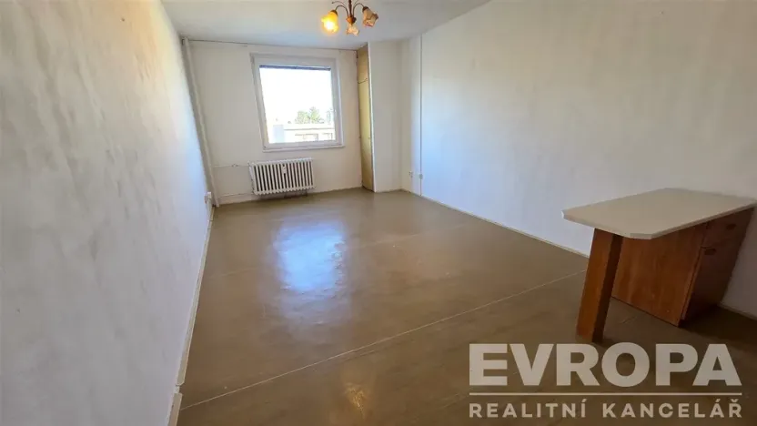 Prodej bytu 1+kk, Pardubice - Ohrazenice, Trnovská, 34 m2