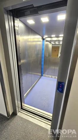 Prodej bytu 1+kk, Pardubice - Ohrazenice, Trnovská, 34 m2