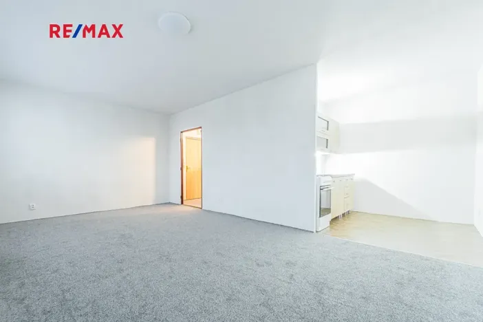 Prodej bytu 1+kk, Kladno, Americká, 34 m2