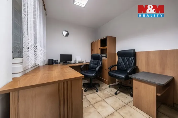 Prodej obchodního prostoru, Úvaly, 691 m2