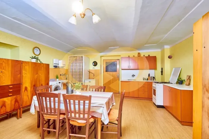 Prodej rodinného domu, Jilem, 320 m2