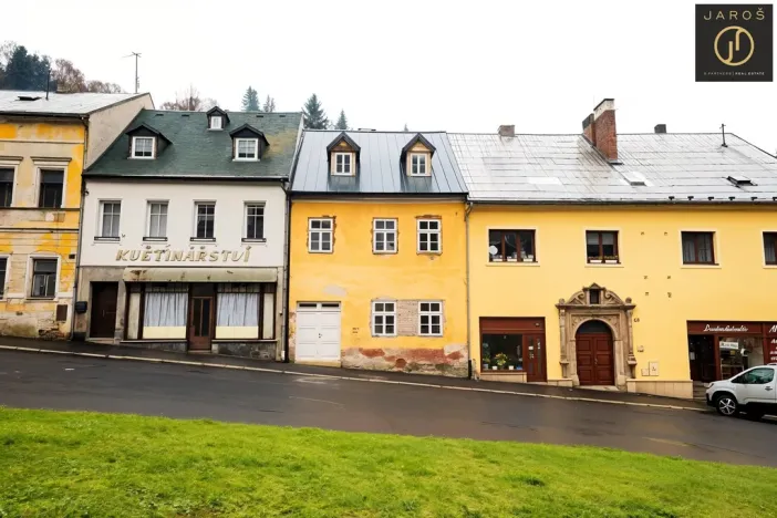 Prodej ubytování, Jáchymov, náměstí Republiky, 220 m2