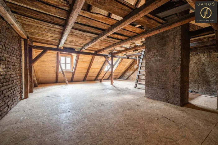 Prodej ubytování, Jáchymov, náměstí Republiky, 220 m2