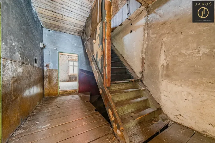 Prodej rodinného domu, Jáchymov, náměstí Republiky, 220 m2