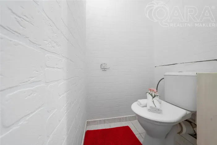 Pronájem bytu 2+kk, Ústí nad Labem - Severní Terasa, Rabasova, 42 m2