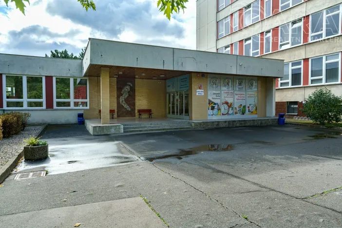 Pronájem bytu 2+kk, Ústí nad Labem - Severní Terasa, Rabasova, 42 m2