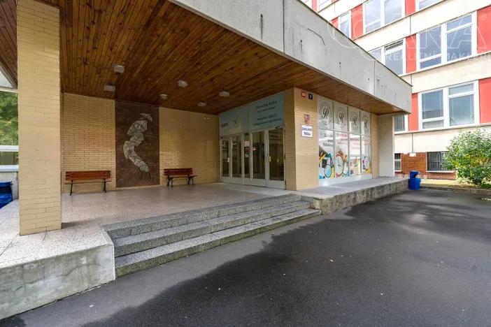 Pronájem bytu 2+kk, Ústí nad Labem - Severní Terasa, Rabasova, 42 m2