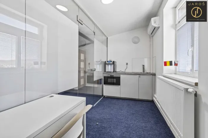 Prodej kanceláře, Beroun - Beroun-Zavadilka, Na Ratince, 228 m2