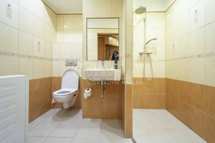 Pronájem bytu 2+1, Neratovice, Kpt. Jaroše, 66 m2