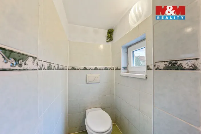 Prodej rodinného domu, Ústí nad Labem - Krásné Březno, Svádovská, 200 m2