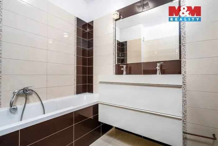 Prodej bytu 2+kk, Kostomlaty nad Labem, 9. května, 53 m2