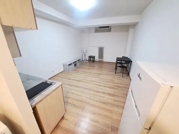 Pronájem bytu 1+kk, Praha - Radotín, Vrážská, 27 m2