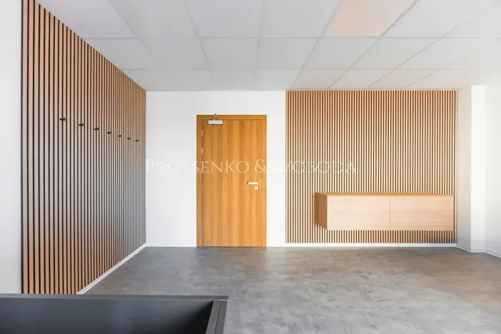 Pronájem kanceláře, Velká Bíteš, 270 m2