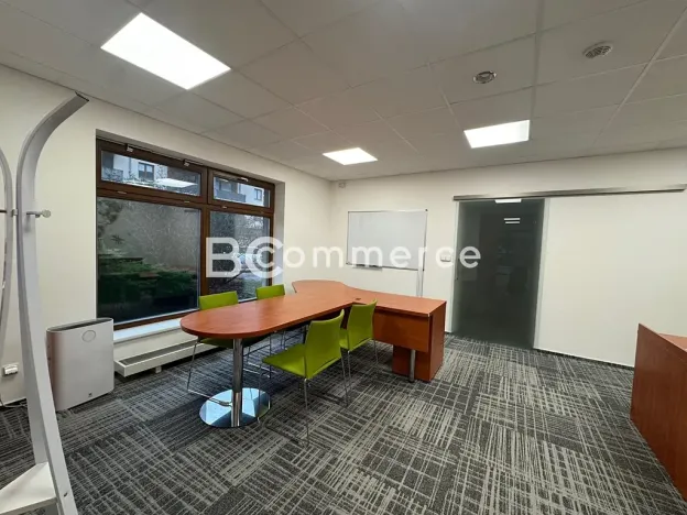 Pronájem kanceláře, Brno, U Leskavy, 92 m2