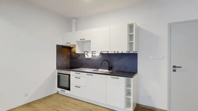 Pronájem bytu 1+kk, České Budějovice, Puklicova, 38 m2