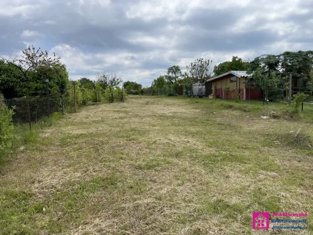 Prodej zahrady, Mikulov, Nová, 935 m2