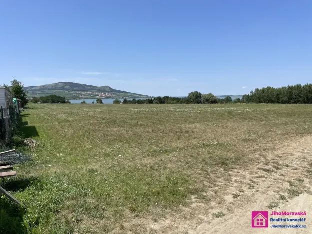 Prodej pozemku pro bydlení, Přítluky - Nové Mlýny, 9500 m2