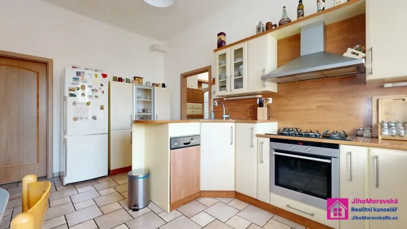 Prodej bytu 4+1, Hodonín, Sv. Čecha, 105 m2