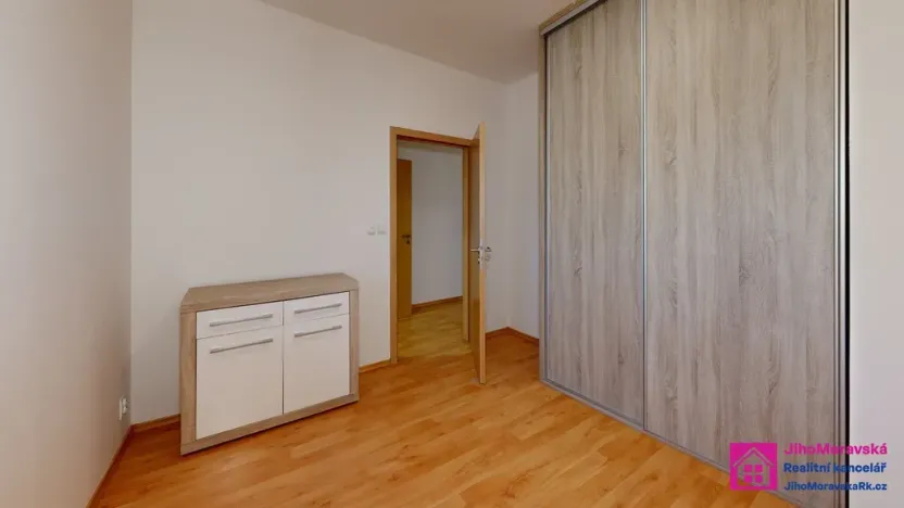 Pronájem bytu 2+kk, Břeclav, třída 1. máje, 57 m2