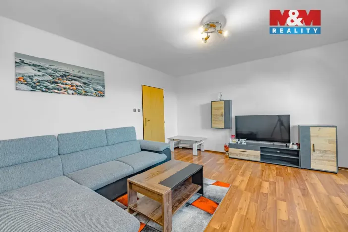 Prodej bytu 3+1, Velká Jesenice, 74 m2