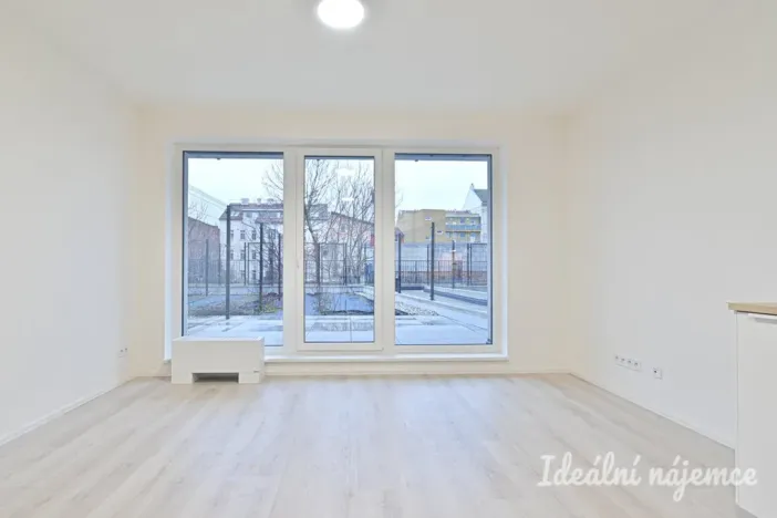 Pronájem bytu 1+kk, Brno - Komárov, Dornych, 30 m2