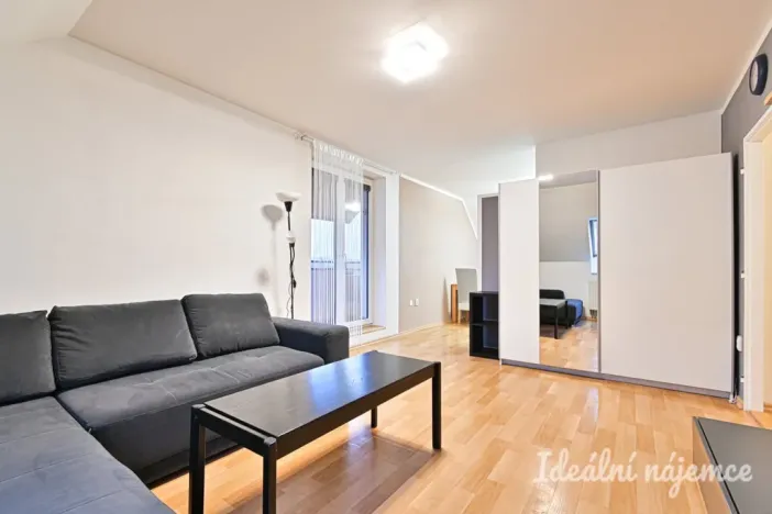 Pronájem bytu 2+kk, Zastávka, Stará osada, 63 m2