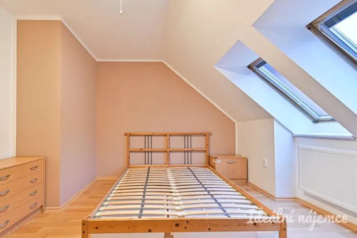 Pronájem bytu 2+kk, Zastávka, Stará osada, 63 m2