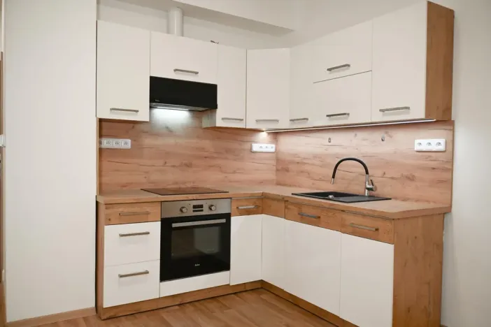 Pronájem bytu 2+kk, Praha - Nusle, Družstevní, 45 m2