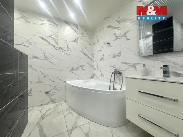 Prodej bytu 3+1, Chomutov, Písečná, 64 m2