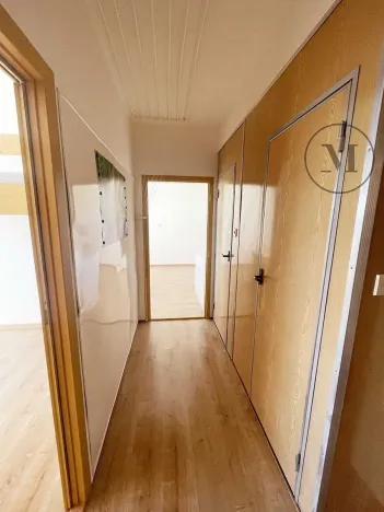 Pronájem bytu 2+kk, Velešín, Nad Cihelnou, 42 m2