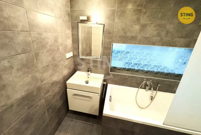 Prodej bytu 2+1, Zliv, Zahradní, 60 m2