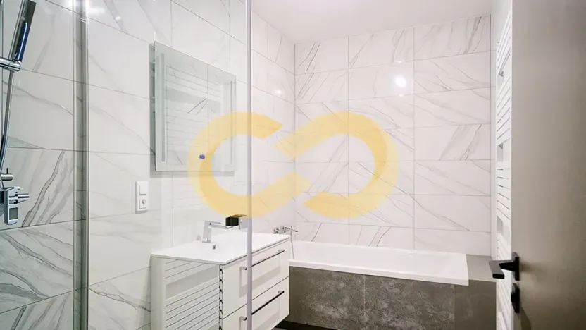 Pronájem bytu 2+kk, Písek, Alšovo nám., 66 m2