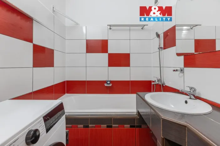 Prodej bytu 3+1, Železná Ruda, U Řezné, 79 m2