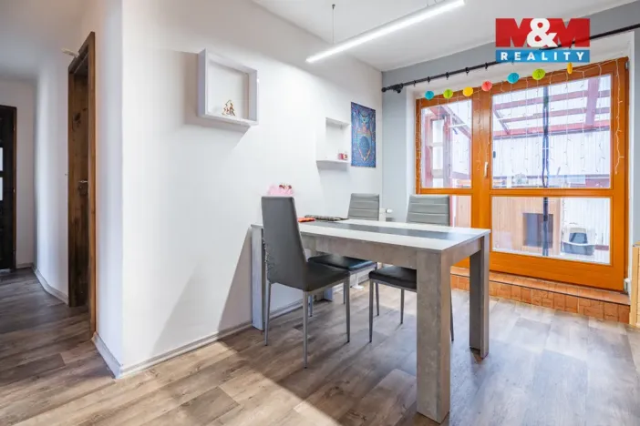 Prodej rodinného domu, Jihlava, Lidická kolonie, 265 m2