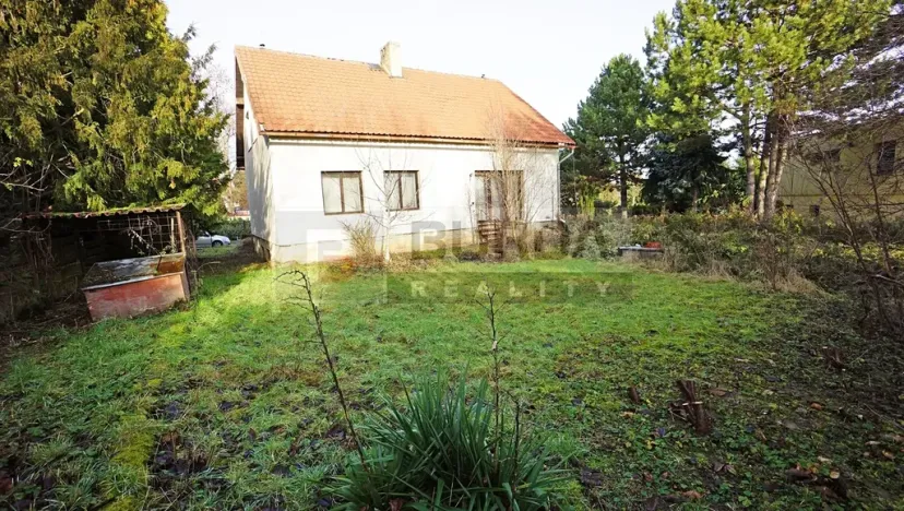 Prodej podílu rodinného domu, Zeleneč, Kasalova, 285 m2