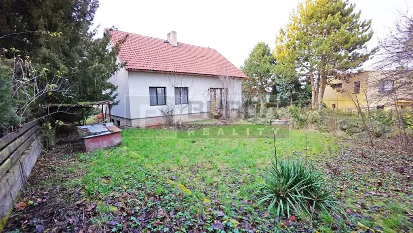 Prodej podílu rodinného domu, Zeleneč, Kasalova, 285 m2