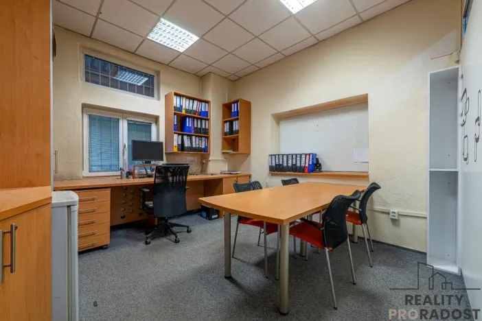 Prodej obchodního prostoru, Kozolupy, 8348 m2