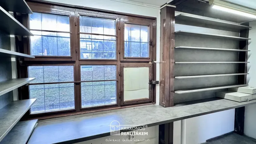 Pronájem obchodního prostoru, Kopřivnice, Obránců míru, 26 m2