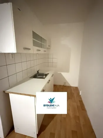 Pronájem bytu 1+kk, Teplice, Krušnohorská, 32 m2