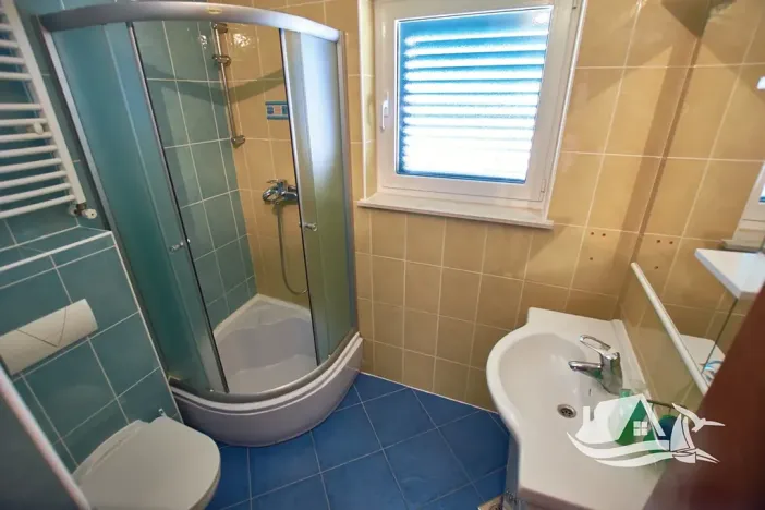 Prodej vícegeneračního domu, Vodice, Chorvatsko, 1230 m2